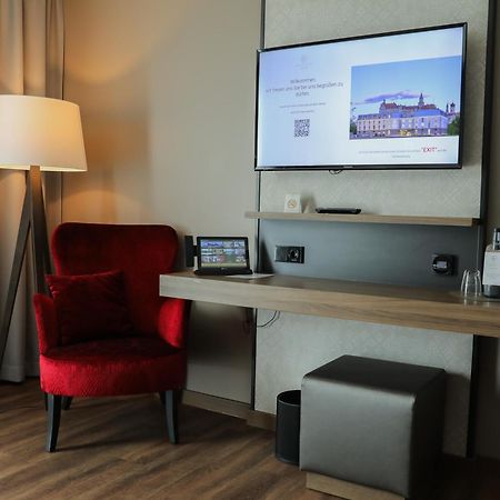 Karls Hotel ジクマリンゲン エクステリア 写真